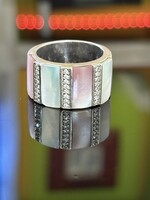 Lenyűgöző ezüst gyűrű, gyöngyház berakással