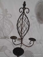 GYERTYATARTÓ - ALKUKÉPES - 38 x 22 cm - KOVÁCSOLTVAS - LILIOM MINTÁS - HIBÁTLAN