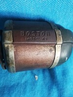 BOSTON CERUZA HEGYEZŐ  FARAGÓ ASZTALI