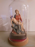 PIETA  - ALKUKÉPES - PORCELÁN - OSZTRÁK - KÉZMŰVES -  ÜVEG BÚRA - FA TALP - 19 x 11 cm  - HIBÁTLAN