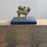 Bronz kutya majom