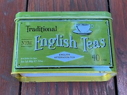 Teafilter tároló doboz. Fémdoboz.Traditional new Englisch Teas.Mérete:9x14 cm