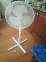 Álló ventilátor állítható fokozattal