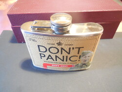 Rozsdamentes wiskys  flaska   DON T  PANIC -  DAD S   ARMY , OLD No 7   9,5 x 8,5 x 3,  cm