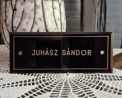 Retro üveg tábla ,,JUHÁSZ SÁNDOR" felirattal