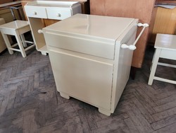 Régi vintage fenyő fa mosdóállvány népi mosdótartó szekrény fürdőszoba bútor lavórtartó