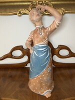 KOVÁCS MARGIT SZOBOR - ESŐLESŐ