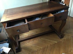 Biedermeier íróasztal