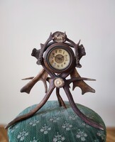 Antik asztali óra dámszarvas agancs állvánnyal