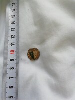FTC Ferencváros football badge broken