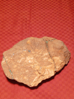 AUSZTRÁL NYERS OPÁL KŐZET OPÁL CSÍKOKKAL (G18)