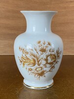BARNA VIRÁG DÍSZÍTÉSŰ, JELZETT RETRO HOLLÓHÁZI PORCELÁN VÁZA 15 CM