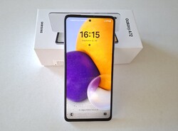 Használt Samsung Galaxy A72 128 GB Dual Sim fehér mobiltelefon