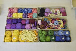 6 doboz hímzőfonal, cérna A328