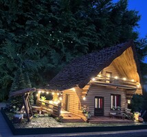 Erdélyi Rönkház-Valahol a Hargitán. “A Hargita hegyaljában, a fenyvesek illatában…”