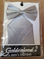 Új, hibátlan, ezüstszinű csokornyakkendő hozzá illő díszzsebkendővel