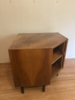 Retro sarokszekrény rolós ajtóval