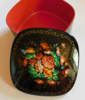 Zománcos, kézzel festett orosz fémdoboz a szovjet érából