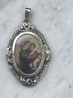 Gyönyörű antik tűzzománc porcelán Mária medál ezüst keretben.