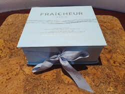 Fraîcheur gold Facial Ice Globes Collection limitált kiadás frissítő arcmasszírozó b5