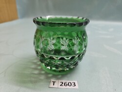 T2603 Bohémia zöld metszett kristály váza 7,5 cm