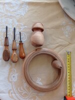 Régi hímző ráma,stoppoló és 3 db varrógéphez csavarhúzó