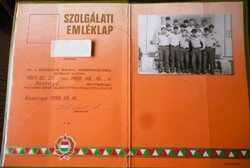 Fényképes emléklap sorkatonai szolgálatról (Bezenye, 1987-88)
