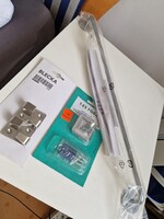 Egy 4db-os, IKEA akasztó egy krómozott réz akasztó és egy 55cm-es IKEA törölközőtartó mind bontatlan