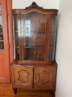 Üveges kis tálaló