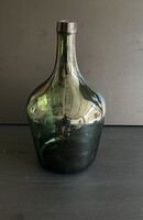 Zöld  üveg ballon.