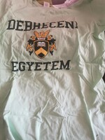 Debreceni Egyetem feliratú, emblémás póló L-es méretben