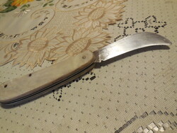 Régi , " FÖLDES "  , készítésű bicska  , kacor kés , jelzett , nyele szarvból van , 19 cm