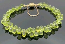 375 Au/ sárga arany mesés peridot cseppes, fazettált  drágaköves karkötő - új