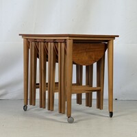 Paul Hundevad dán teak lerakó