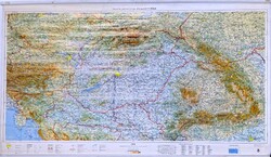 1W852 Nagyméretű Magyarország és környéke a kárpát-medence domborzati térkép 113 x 79 cm