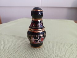 Görög porcelán illatszer, illóolaj tartó.