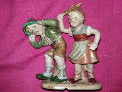 Vidám Bertram HUMMEL jellegű Wagner & Apel német figurapár porcelánból 16 x15 cm HIBÁTLAN