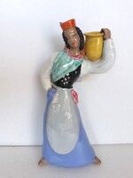H. Rahmer Mária kerámia Korsós lány, 25,5 cm