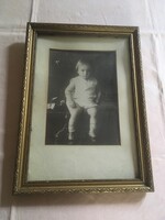 Régi nagy fekete - fehér gyerek fotó arany színű keretben