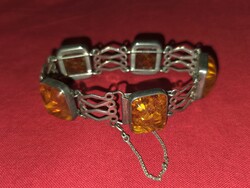 Ezüst borostyán köves gyönyörű karkötő