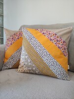 Patchwork díszpárnahuzat sávos mintával