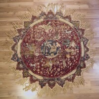 Török Bandirma Selyem Terítő  150x150 átmérő Nagyon szép állapotban.