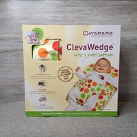 Clevawedge refluxgátló elfordulásgátló párna babáknak