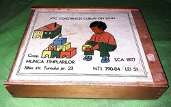 1980'S Erdélyi-ROMÁNIA játék SZÍNES fa építőkocka szett dobozával 26 x 21 x 6 cm NAGYSZEBEN