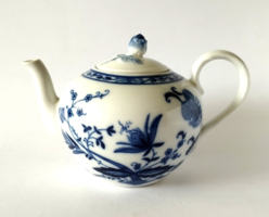 Régi szép fehér-kék hagyma mintás " Bavaria Germany " porcelán teás kanna,kiöntő