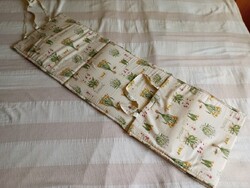 Retro válltáskának összehajtható napozó szivacs/matrac eladó!