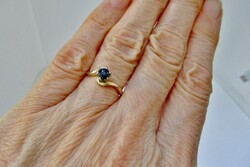 Nagyon szép antik 800-as  ezüst gyűrű zafír kővel