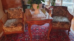Neobarokk fotelpár asztallal eladó