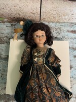 Porcelán Tea Baba Eredeti Ruhájában A178