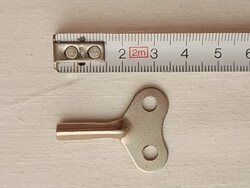 Felhúzókulcs 03 - játék óra felhúzó kulcs □2,8mm